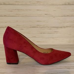 Penny loves Kenny heels